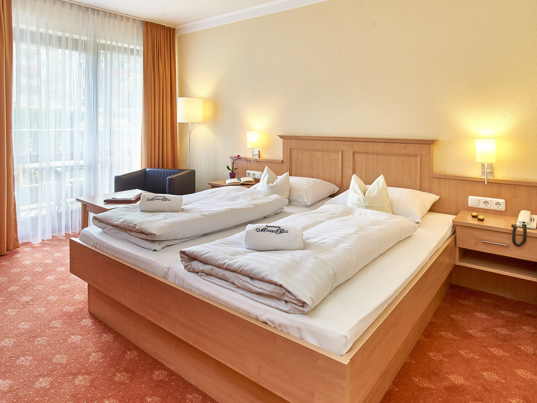Blick in das Doppelzimmer im Apparthotel Minerva-Diana-Octavia in Bad Gögging